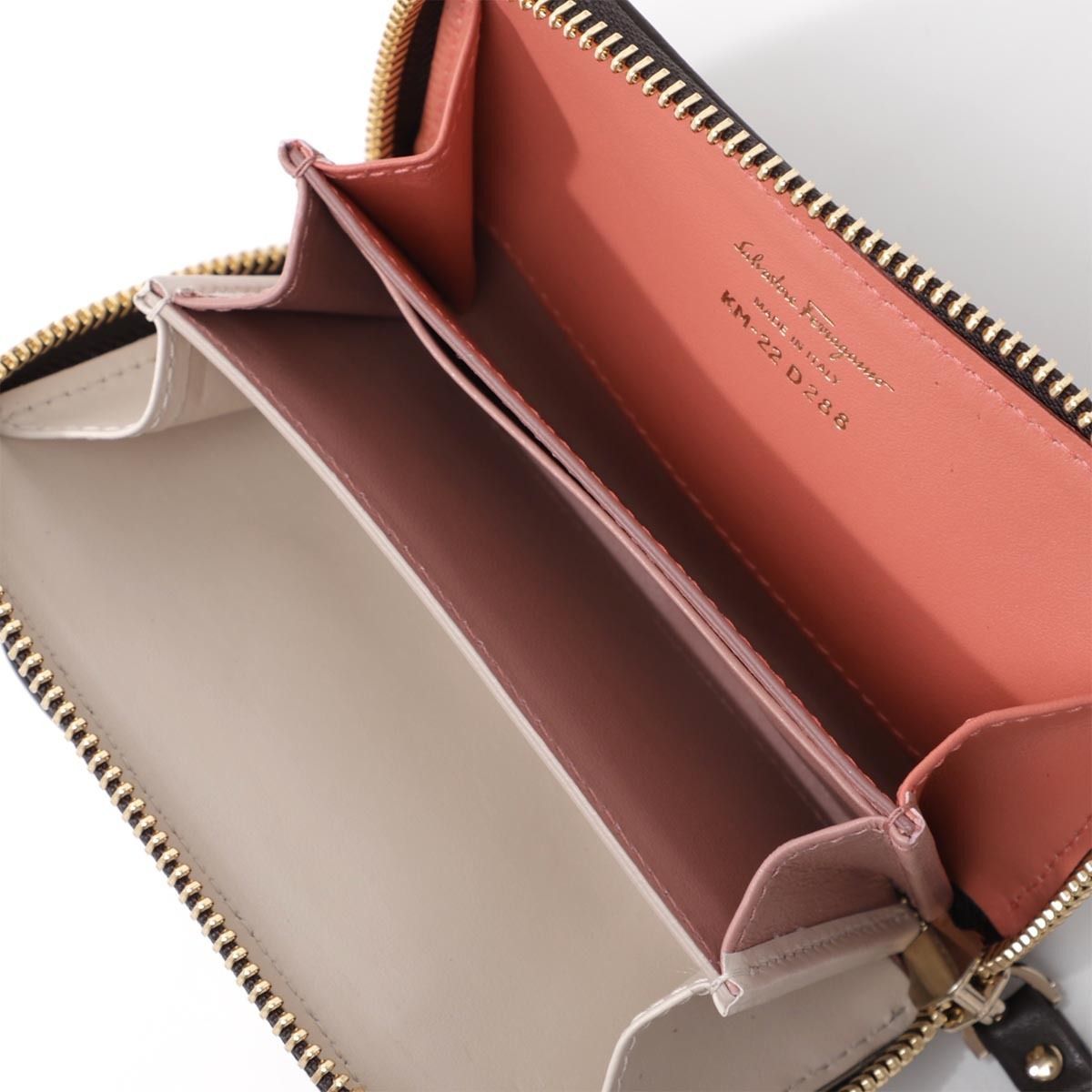 Salvatore Ferragamo コインケース 22d288 (Salvatore Ferragamo