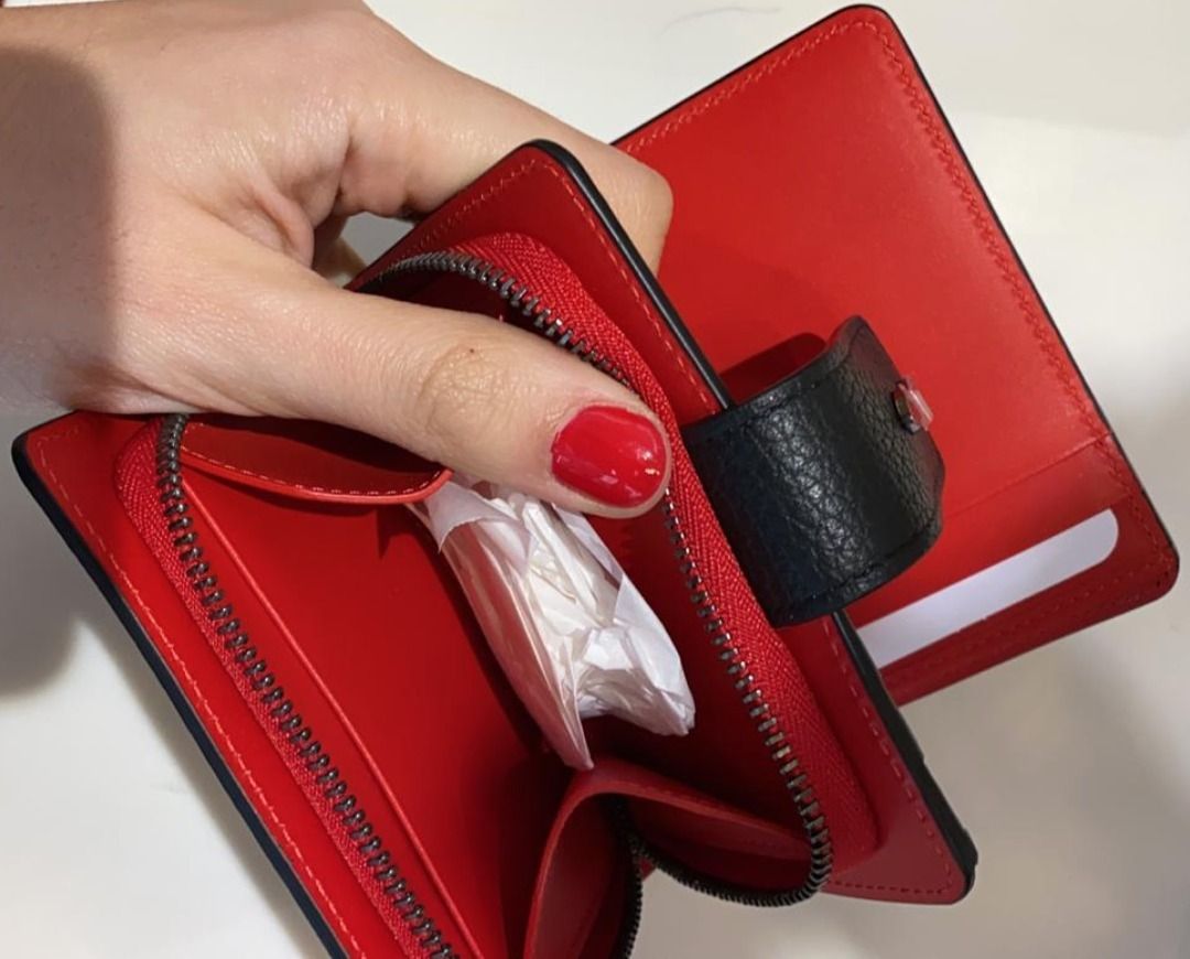 20SS【ルブタン】Paloma Mini Wallet レディース 財布 ブラック ...