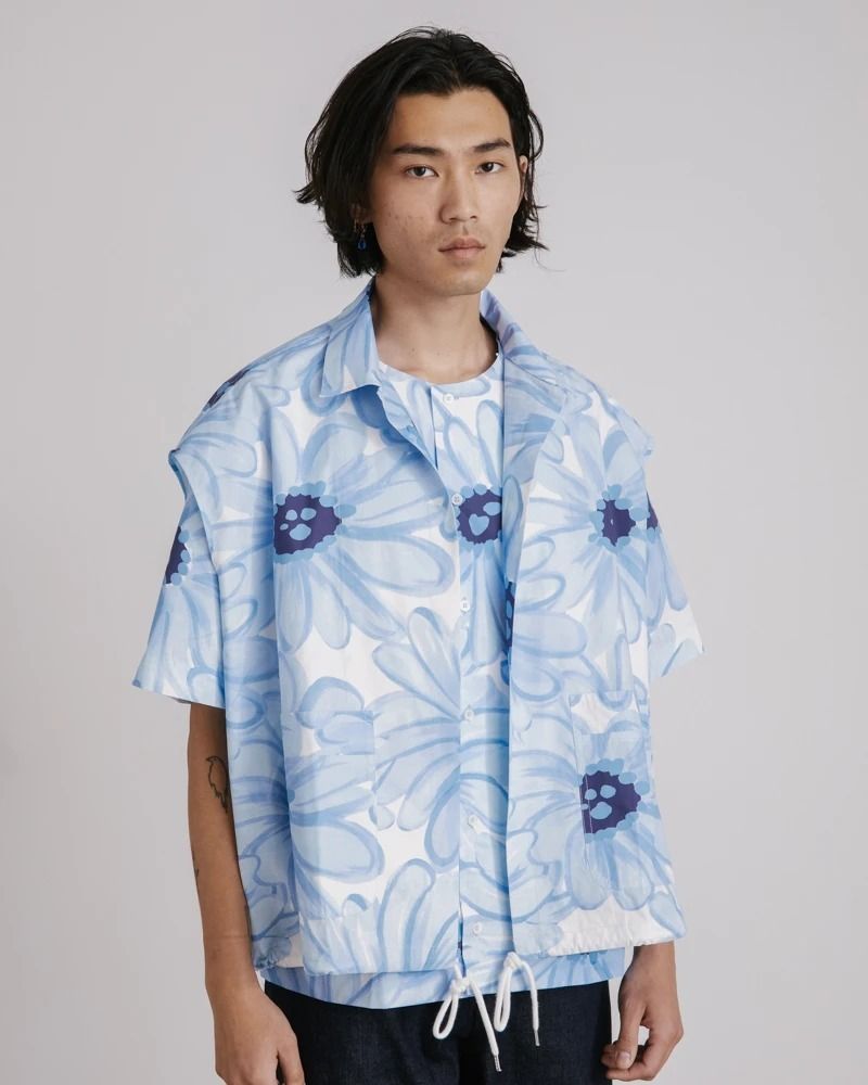 Jacquemus】SS20 フラワープリント☆半袖 ダブル シャツ Blue Jacquemus】SS20 フラワープリント☆半袖 ダブル シャツ Blue