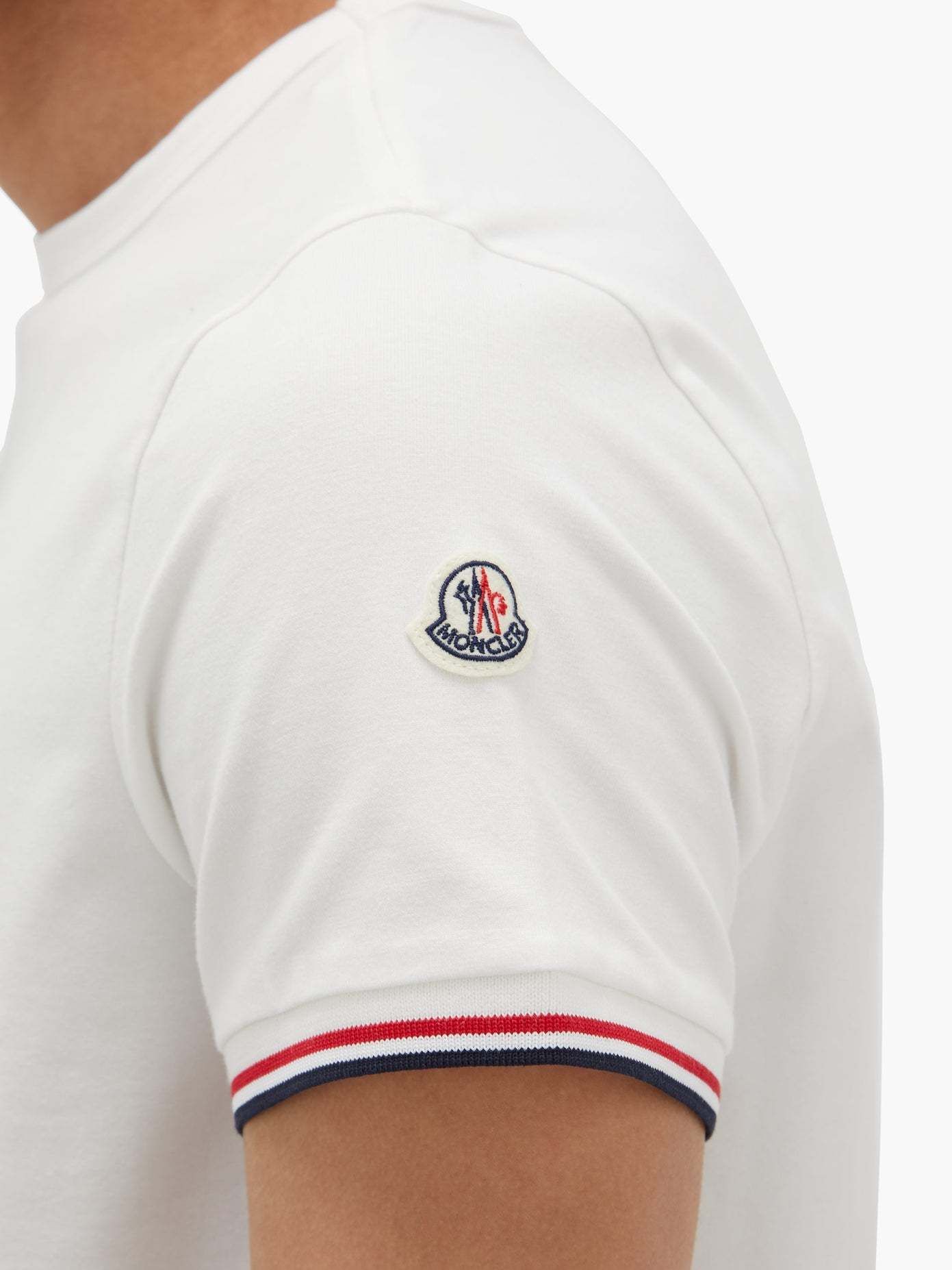 MONCLER】20SS☆関税込☆袖ロゴ ストレッチコットンTシャツ (MONCLER/T MONCLER】20SS☆関税込☆袖ロゴ ストレッチコットンTシャツ (MONCLER/T