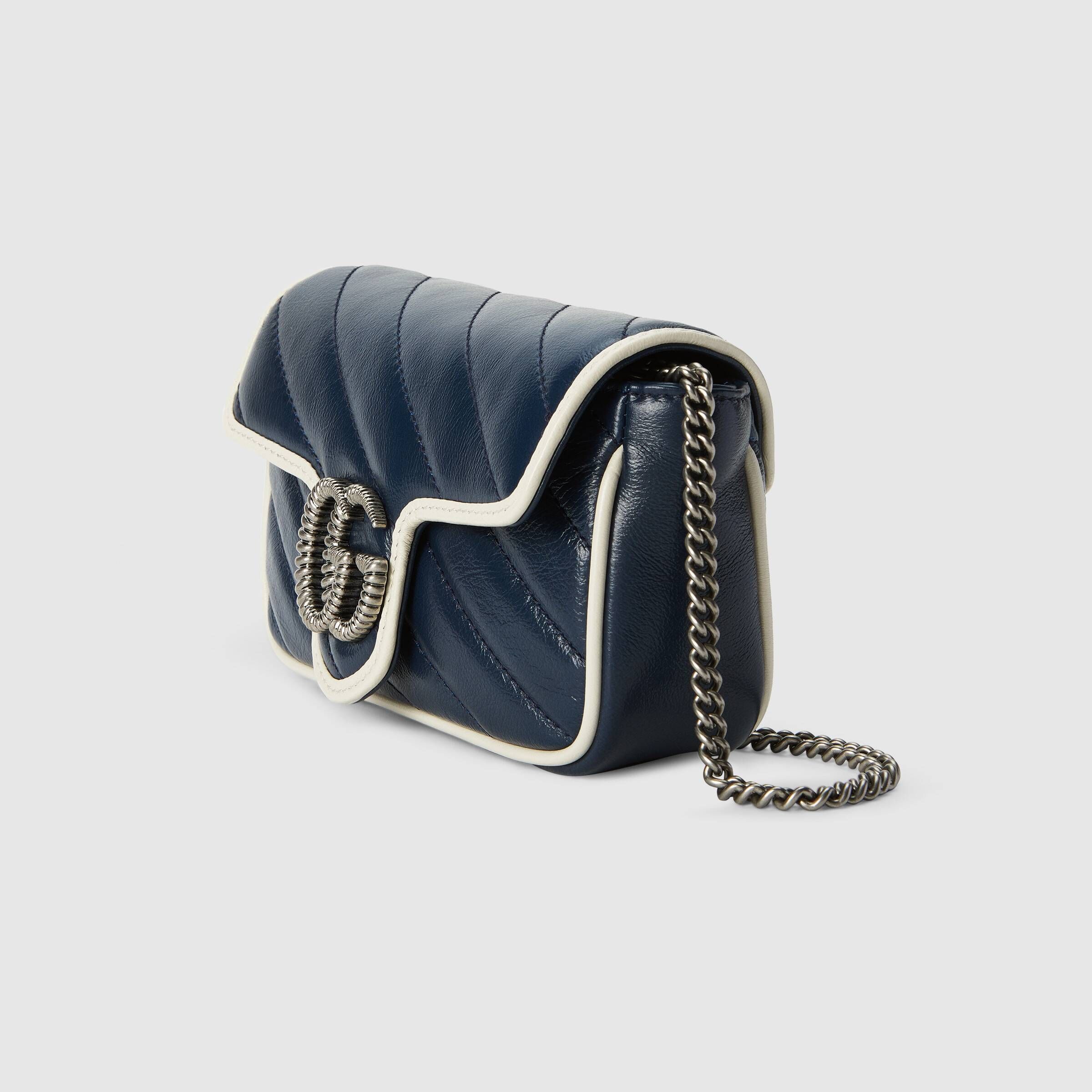 累積売上総額第1位【GUCCI☆20春夏】GG MARMONT SUPER MINI BAG 累積売上総額第1位【GUCCI☆20春夏】GG MARMONT SUPER MINI BAG