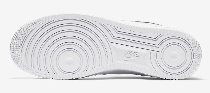 ☆NIKE☆送関込☆激レア確定!世界が欲しがるプレミアムな一足♪ (Nike ...