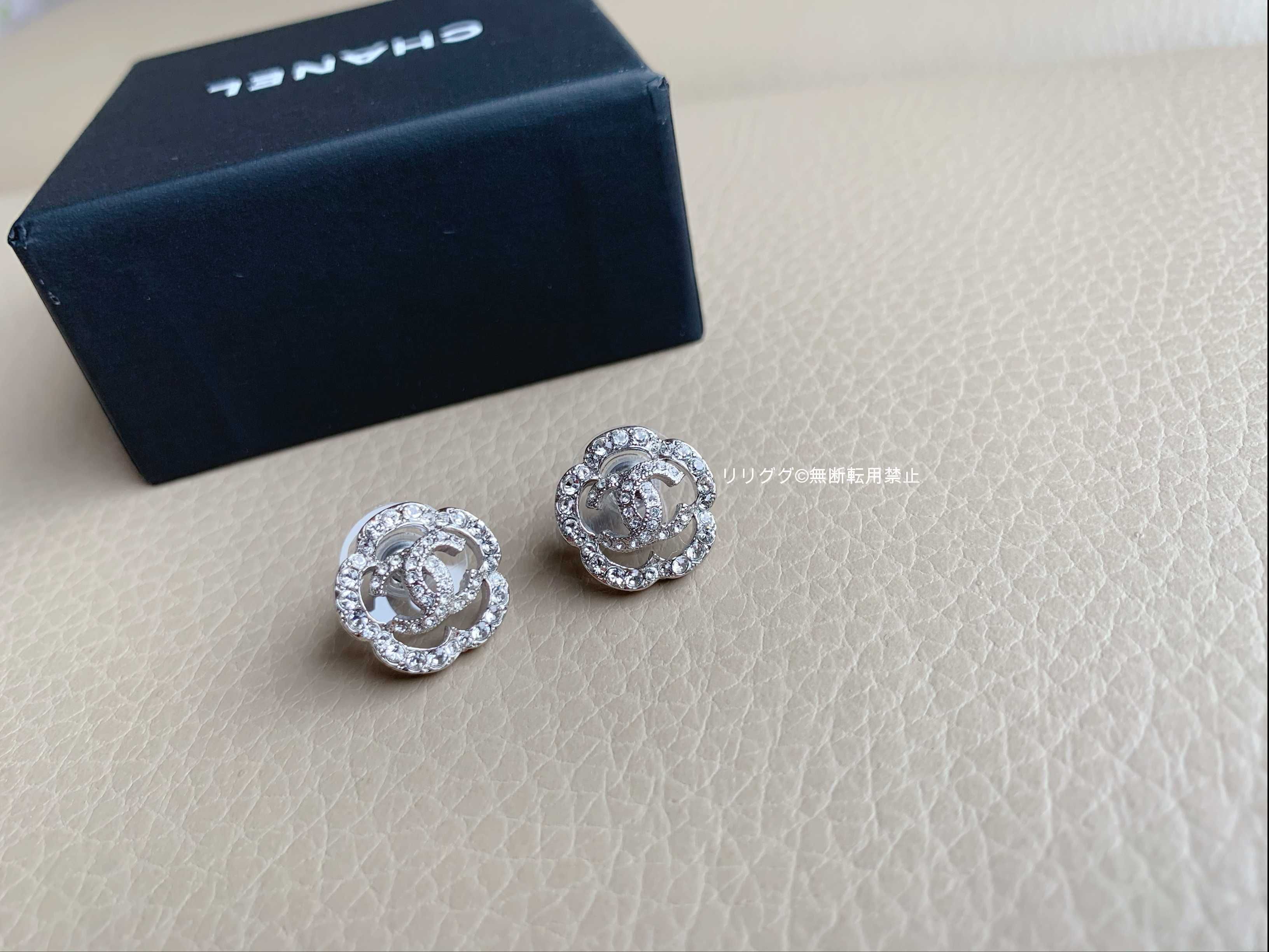 シャネル)AB3522☆CCロゴ＋キラキラ☆ピアス 花型 (CHANEL