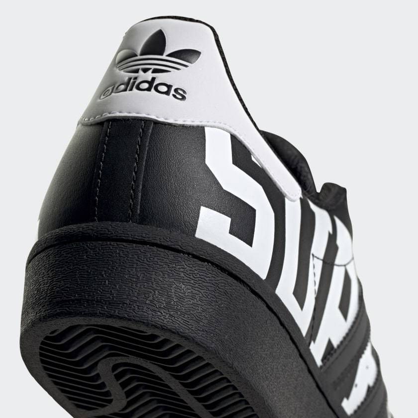 ★Adidas★送関込★激レア確定！プレミアムな最新キックス♪ ☆Adidas☆送関込☆激レア確定！プレミアムな最新キックス♪
