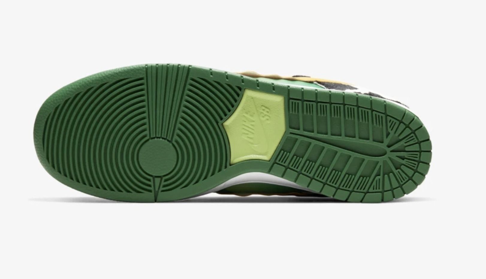 ★New Balance★UR確定！世界が欲しがるスニーカーの王者♪ ☆NIKE☆送関込☆激レア確定！世界が欲しがるスニーカーの王者