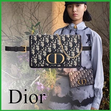 Dior(ディオール)◇30 MONTAIGNE 2-IN-1ポーチ◇海外直送 (Dior/バッグ Dior(ディオール)◇30 MONTAIGNE 2-IN-1ポーチ◇海外直送 (Dior/バッグ