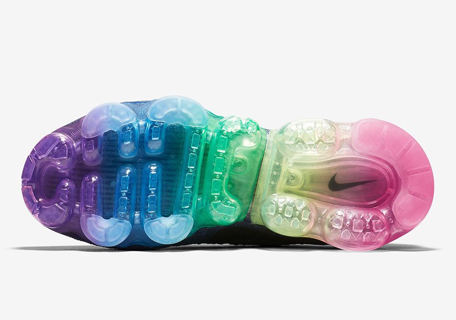 Nike Air VaporMax Be True SS 17 2017 (Nike/スニーカー) 55186150 Nike Air VaporMax Be True SS 17 2017 (Nike/スニーカー) 55186150