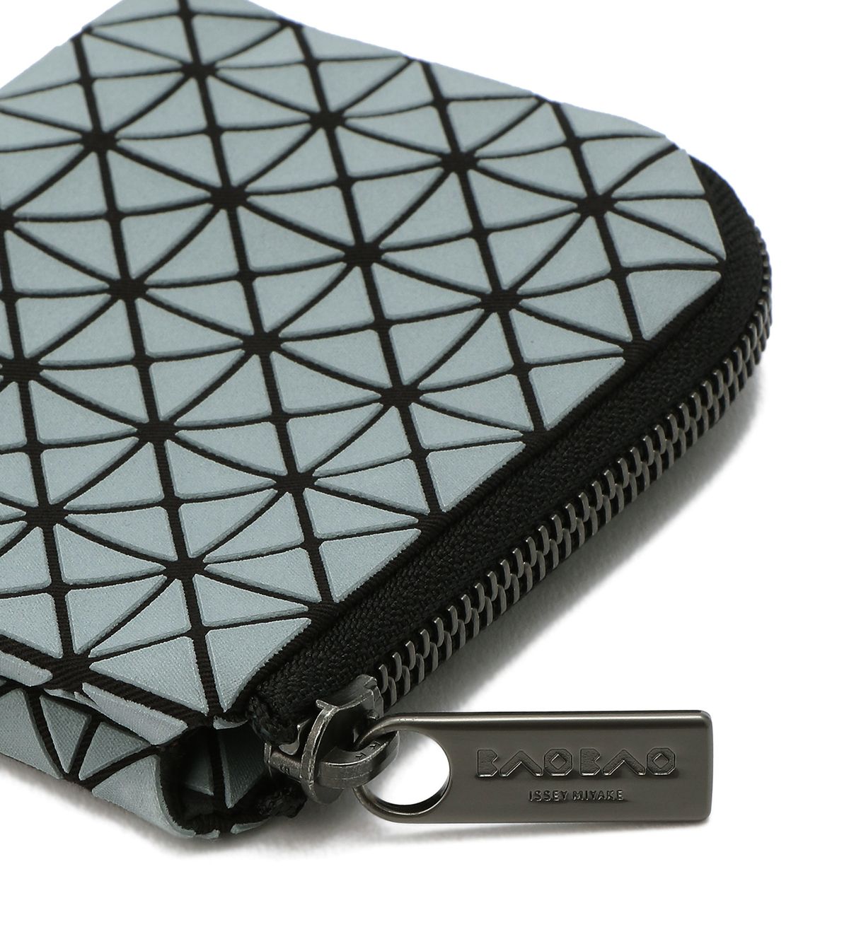 国内発送☆【BAOBAO ISSEY MIYAKE】クラム ウォレット ミニ財布 国内発送☆【BAOBAO ISSEY MIYAKE】クラム ウォレット ミニ財布