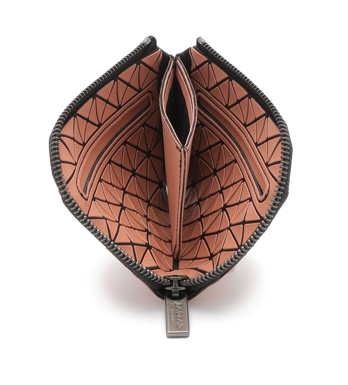 国内発送☆【BAOBAO ISSEY MIYAKE】クラム ウォレット ミニ財布 国内発送☆【BAOBAO ISSEY MIYAKE】クラム ウォレット ミニ財布