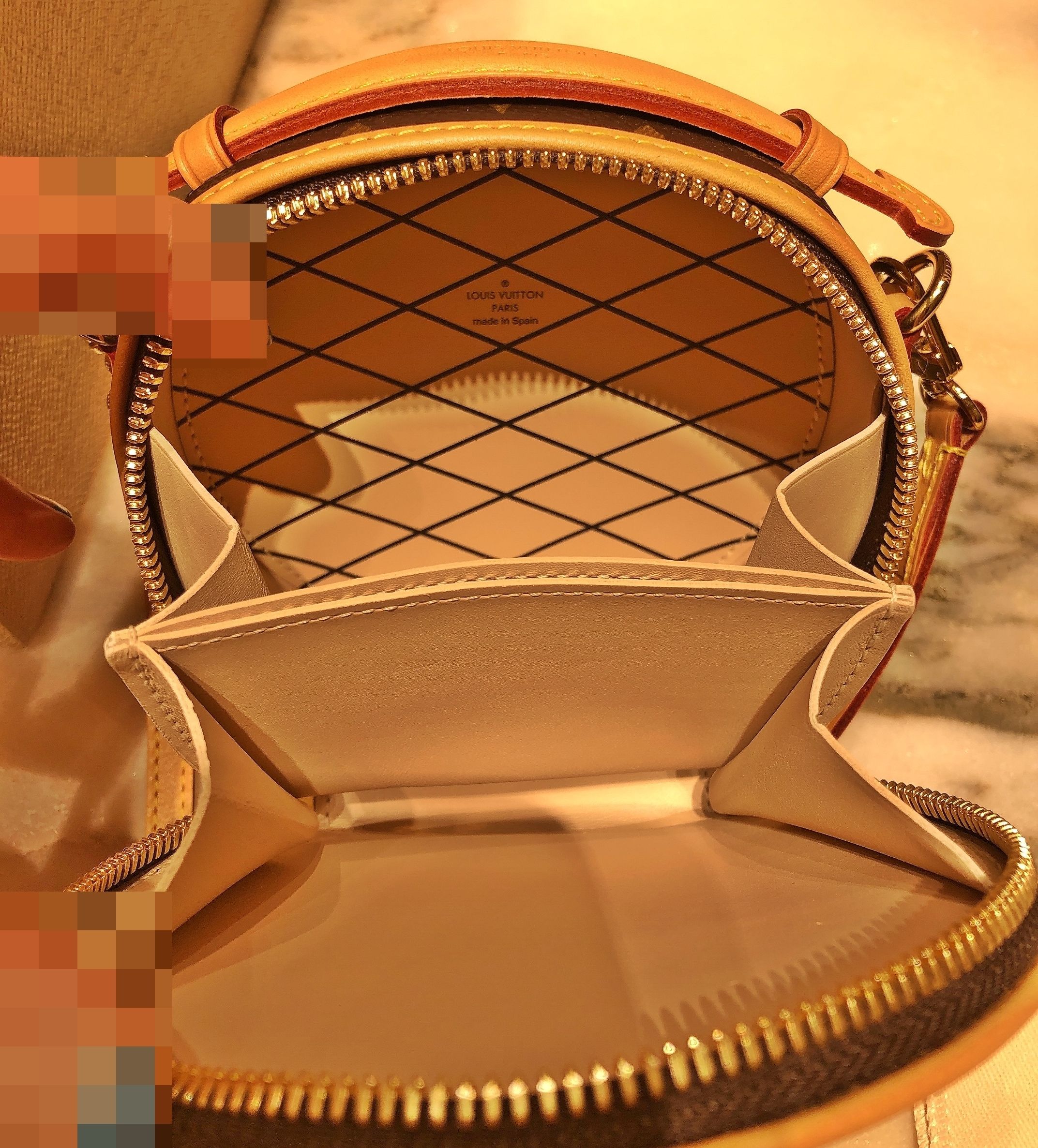 【Louis Vuitton】ルイヴィトン★Mini★ミニボワットシャポー ルイヴィトン☆最新作 ミニ・ボワット・シャポー☆関税込み