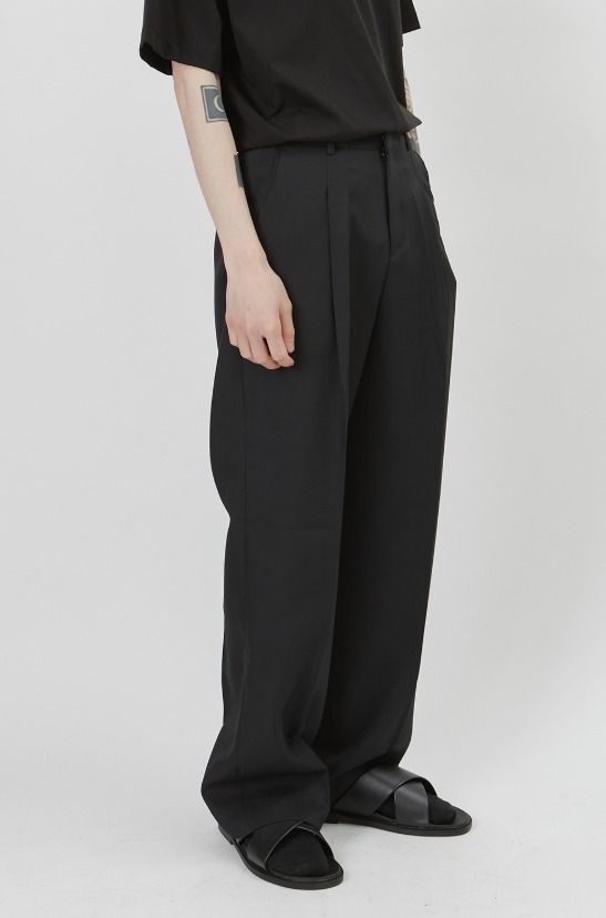 Raucohouse SINGLE PIN-TUCK WIDE SLACKS (Raucohouse/デニム Raucohouse SINGLE PIN-TUCK WIDE SLACKS (Raucohouse/デニム