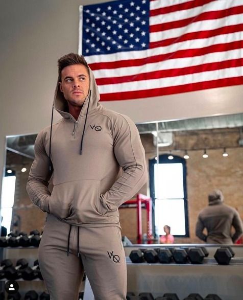 2022新作モデル バンキッシュVANQUISHFITNESSセットアップ - ヨガ 数量限定 VANQUISH FITNESS スウェット セットアップ セットアップ