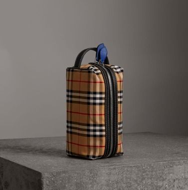 BURBERRY ウォッシュバッグ ヴィンテージチェック #40747251
