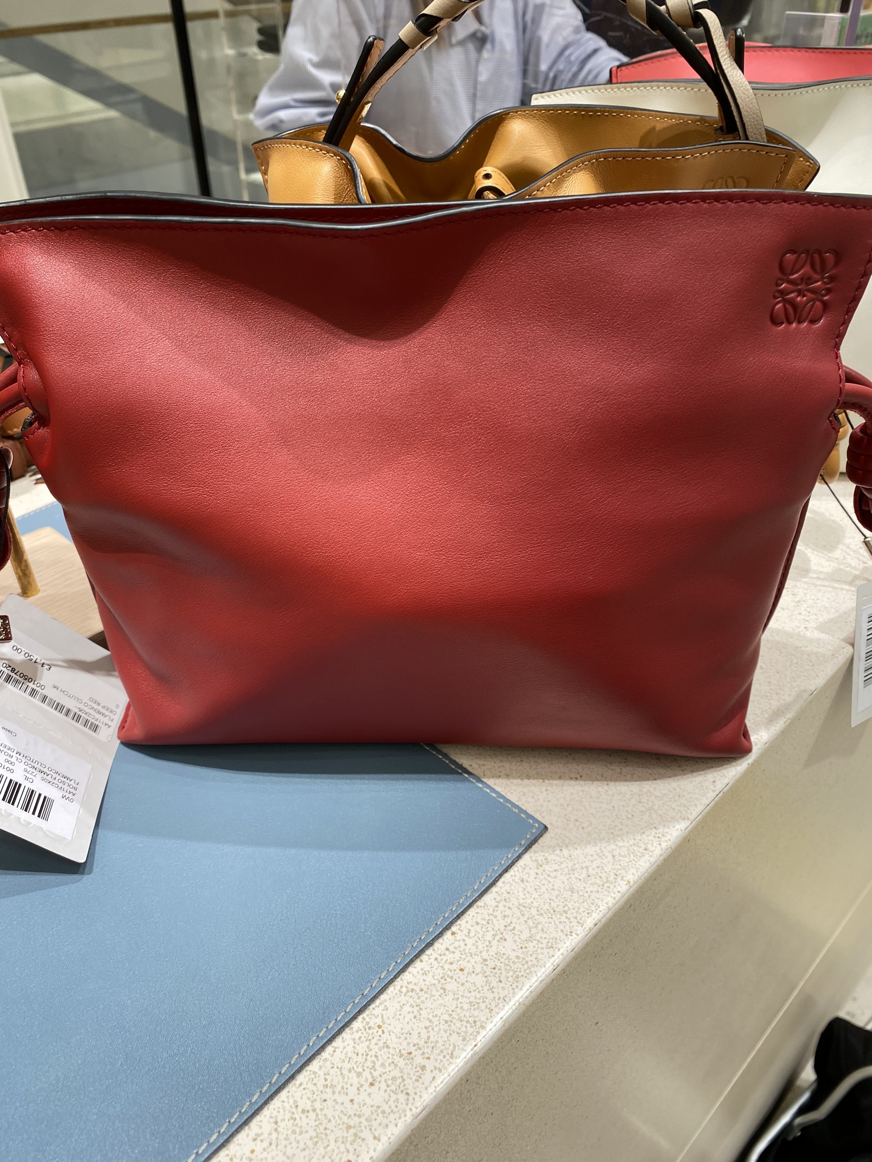 60%以上節約 Tieelロエベ LOEWE フラメンコミニ レザー バッグ