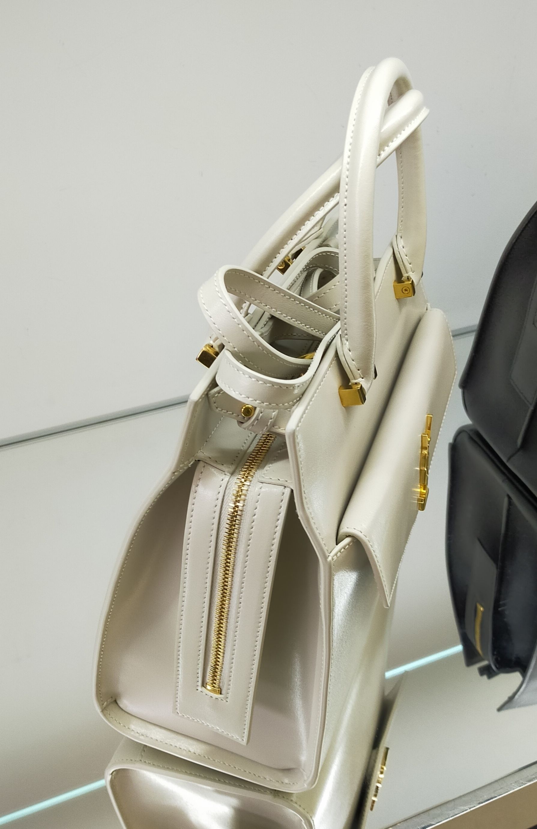 人気!Saint Laurent(サンローラン)アップタウントート 2way (Saint ...