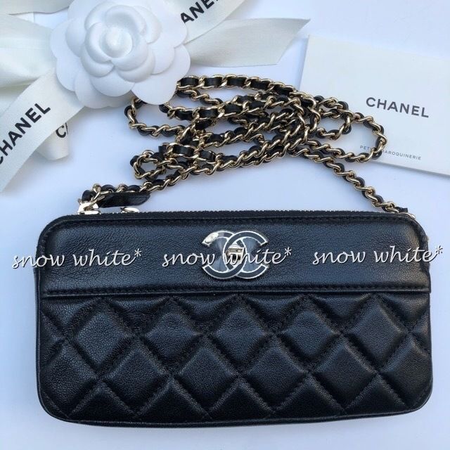 明日着 限定マドモアゼル♪ 携帯入るチェーンウォレット CHANEL 明日着 限定マドモアゼル♪ 携帯入るチェーンウォレット CHANEL