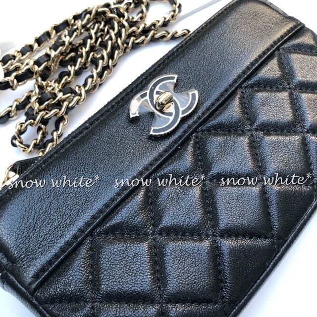 明日着 限定マドモアゼル♪ 携帯入るチェーンウォレット CHANEL 明日着 限定マドモアゼル♪ 携帯入るチェーンウォレット CHANEL