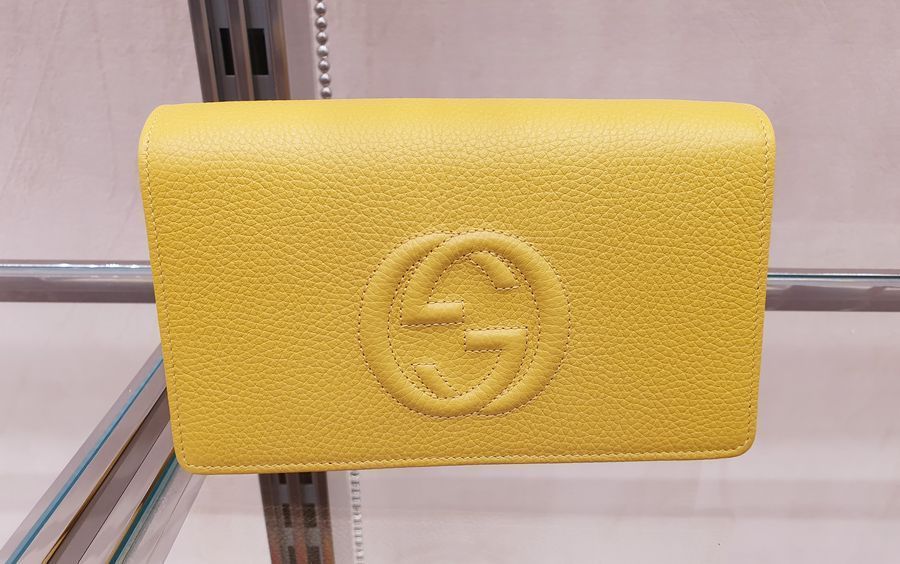 GUCCI GGエンボス チェーンウォレット セール】GUCCI☆グッチ*GGエンボスチェーンウォレット☆598211