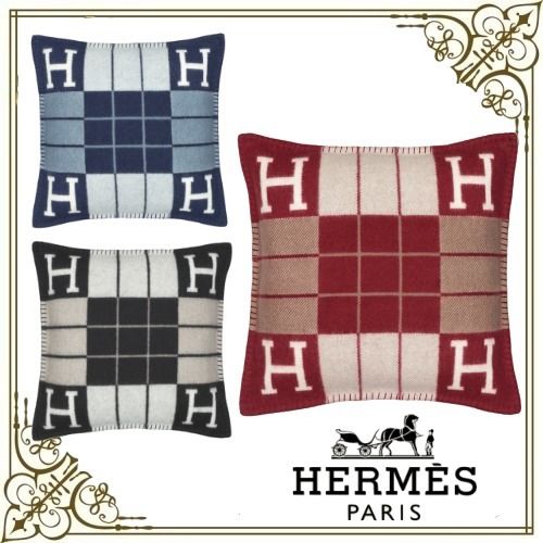 HERMES☆クッション アヴァロンIII PM ウール&カシミヤ ギフトに