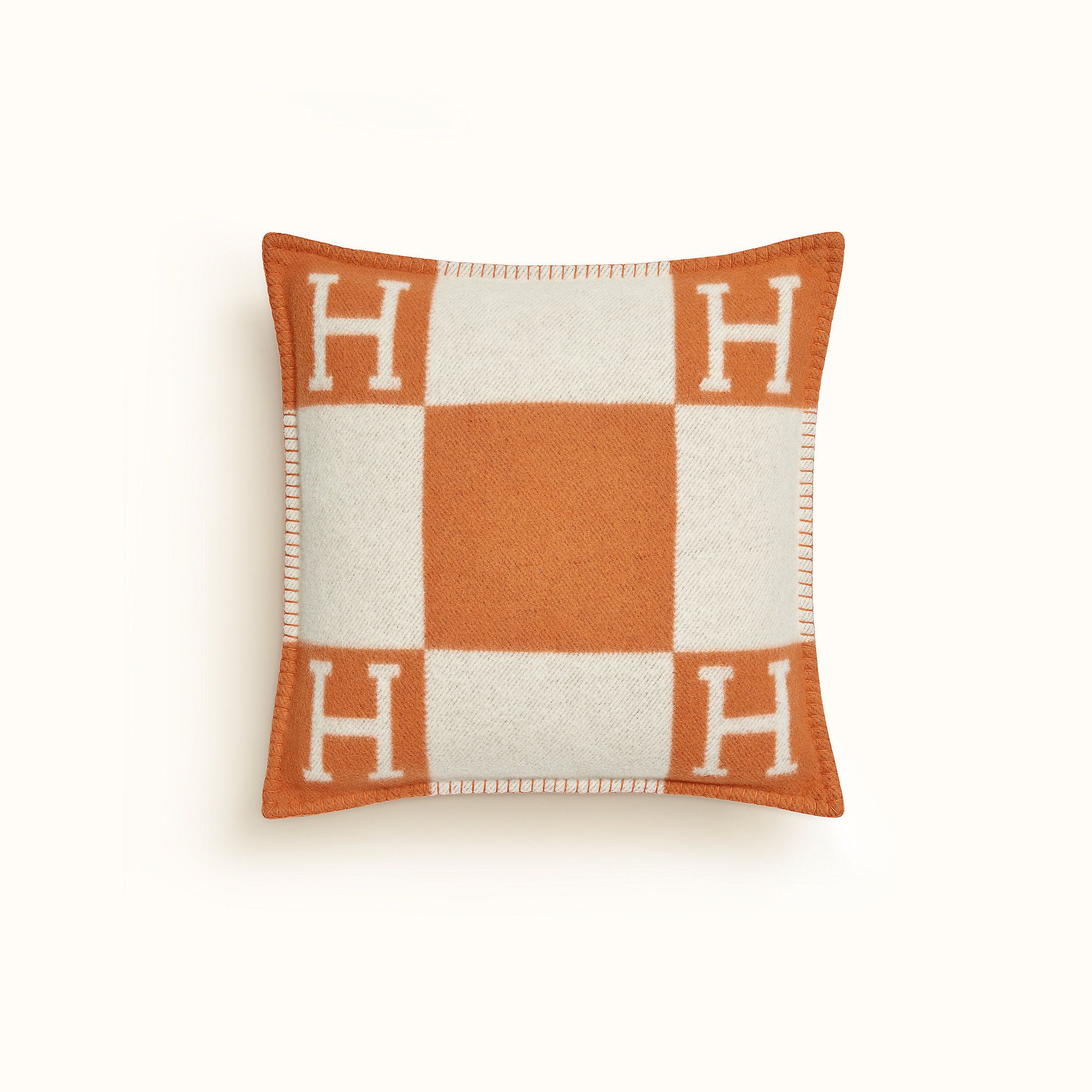 日本完売 アバロン クッション スモール 【HERMES】 (HERMES 日本完売 アバロン クッション スモール 【HERMES】 (HERMES