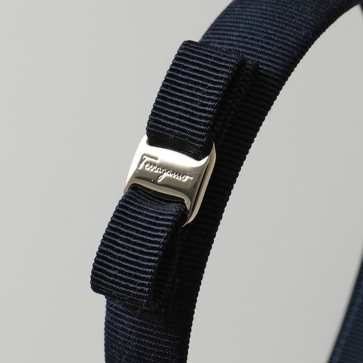 SALVATORE FERRAGAMO カチューシャ 34 0086 ヴィラリボン