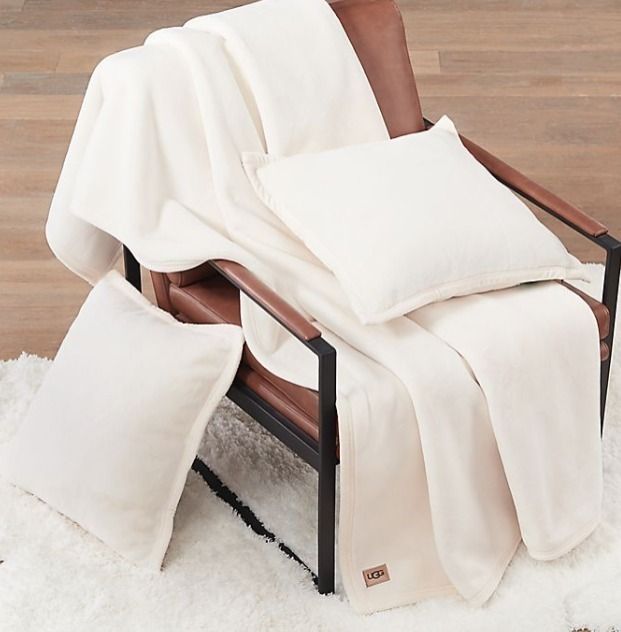 ☆UGG☆日本未発売 Coco Pillows クッション(Set of 2) (UGG ☆UGG☆日本未発売 Coco Pillows クッション(Set of 2) (UGG