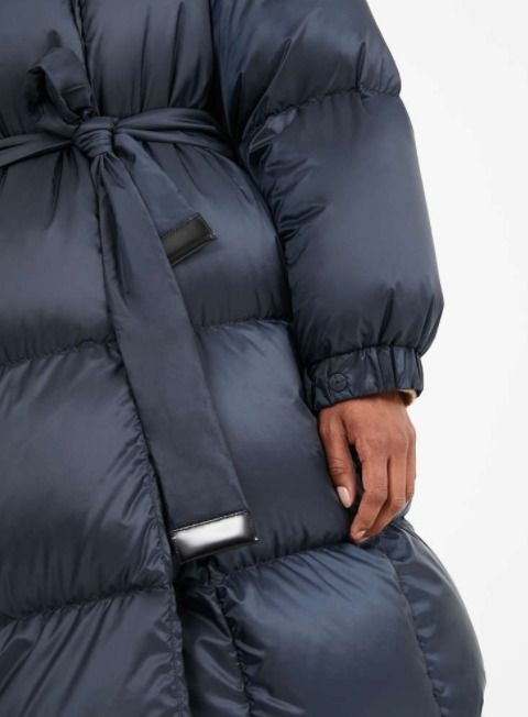 Max Mara】The Cube テクニカル キャンバス ダウンコート (Max Mara Max Mara】The Cube テクニカル キャンバス ダウンコート (Max Mara