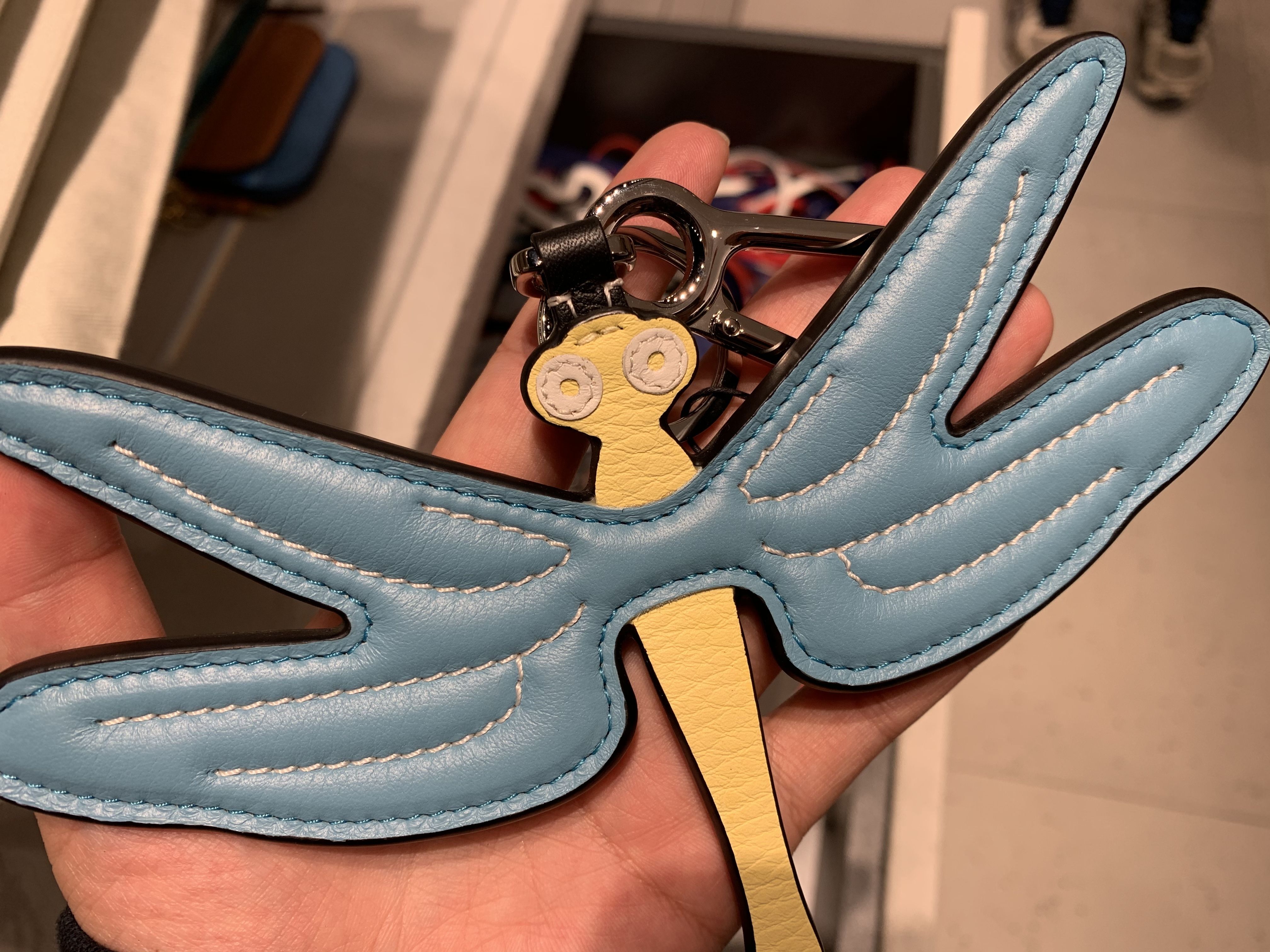 ★loewe半額セール★とんぼ♪バッグ チャーム キーリング ロエベ ☆loewe半額セール☆とんぼ♪バッグ チャーム キーリング ロエベ