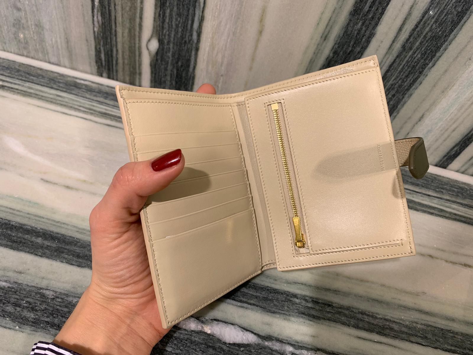 CELINE直営店買付#バイカラーミディアムストラップウォレット (CELINE CELINE直営店買付#バイカラーミディアムストラップウォレット (CELINE
