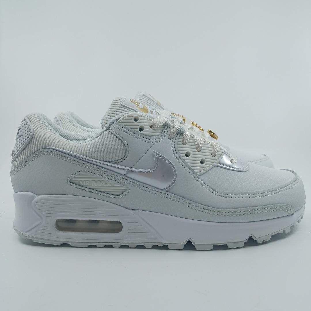 海外限定・完売必須 Nike Air Max 90 激レア ゴールドチャーム付 (Nike