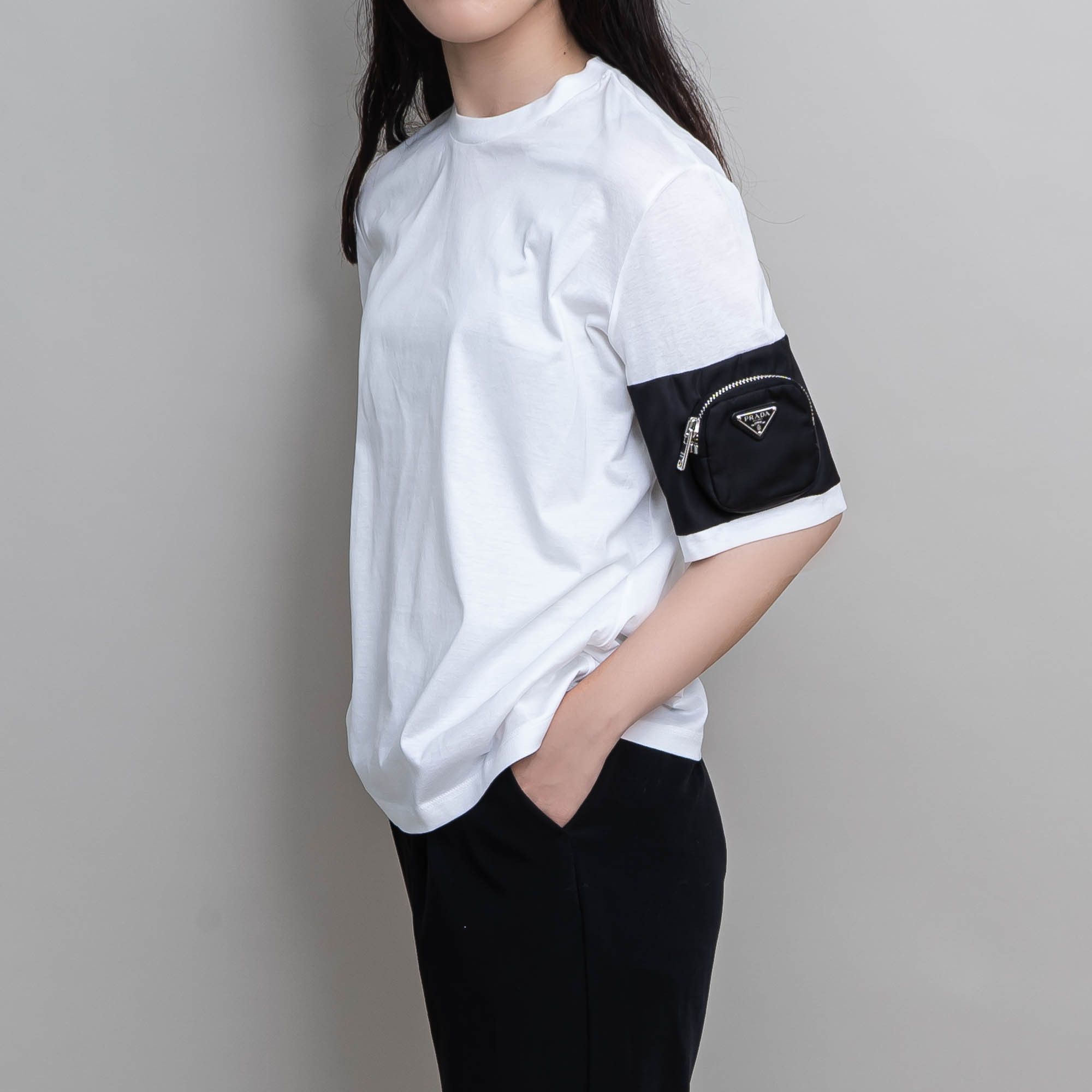 関税込PRADA 2020AW トライアングルロゴポーチ Tシャツ コットン ...
