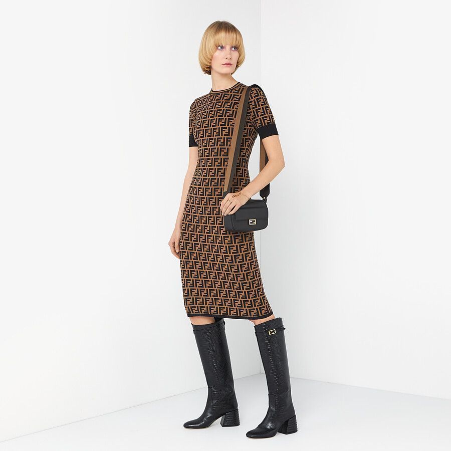 FENDI(フェンディ) ドレス ニットワンピース FFモチーフ 半袖 (FENDI FENDI(フェンディ) ドレス ニットワンピース FFモチーフ 半袖 (FENDI