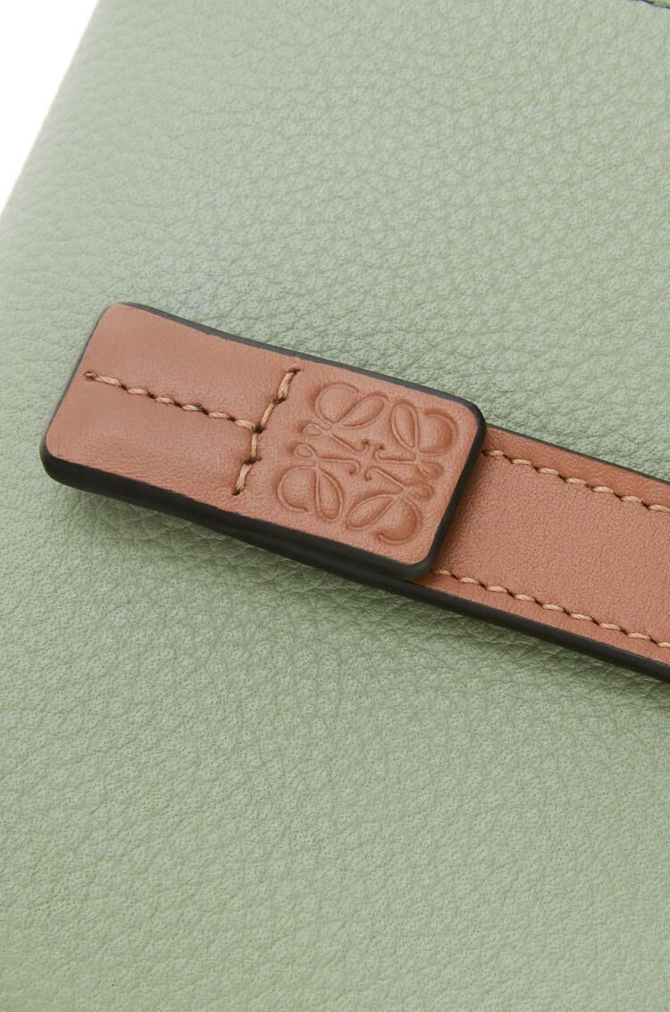 LOEWE コンパクト ジップ ウォレット (ソフトグレインカーフ) (LOEWE ...