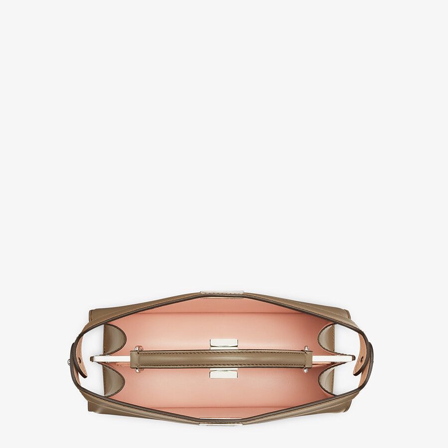 FENDI【入手困難】大人可愛いPEEKABOO ISEEU EAST-WEST Bag 全色 ...