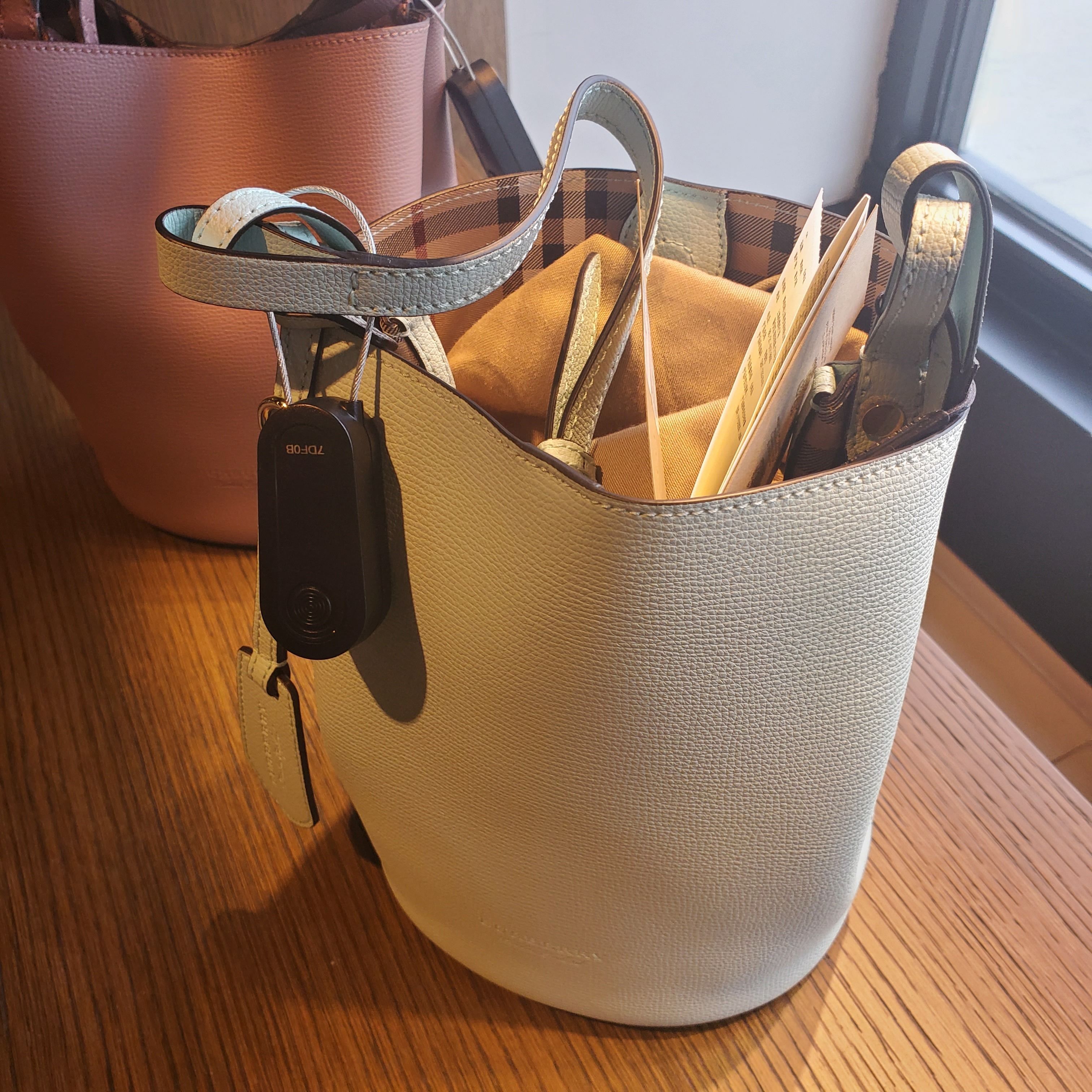 BURBERRY☆Lorne Small Bucket Bag クロスボディ バケツバッグ ...