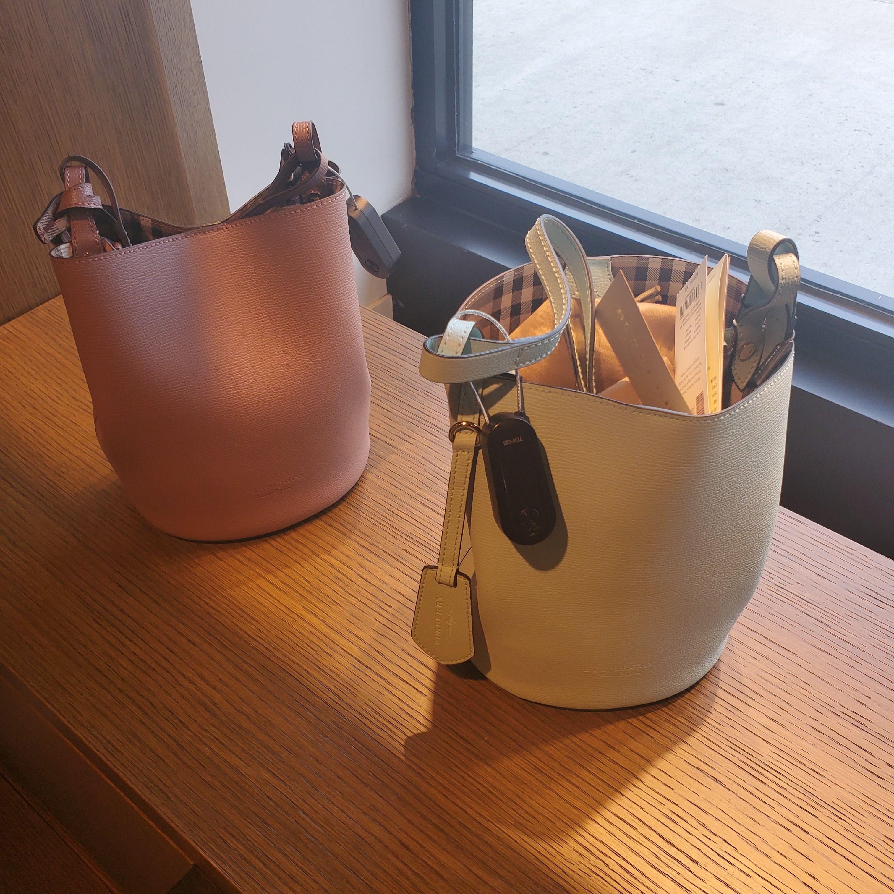 BURBERRY☆Lorne Small Bucket Bag クロスボディ バケツバッグ ...