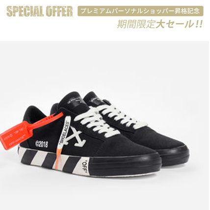 OFF-WHITE スニーカー