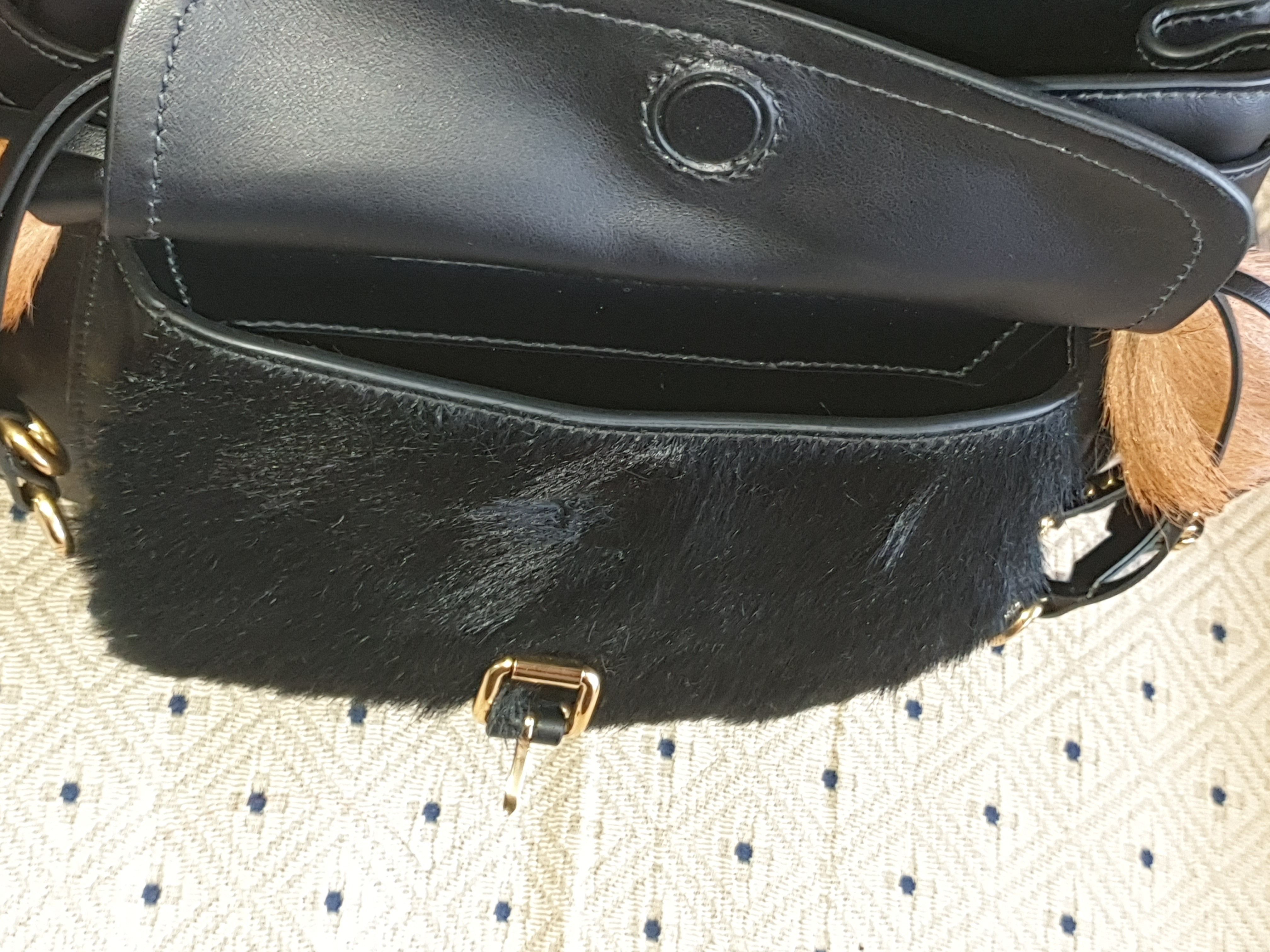 PRADAフォックスファー×カーフレザー♪ハンドバッグ2way♪黒 PRADAフォックスファー×カーフレザー♪ハンドバッグ2way♪黒