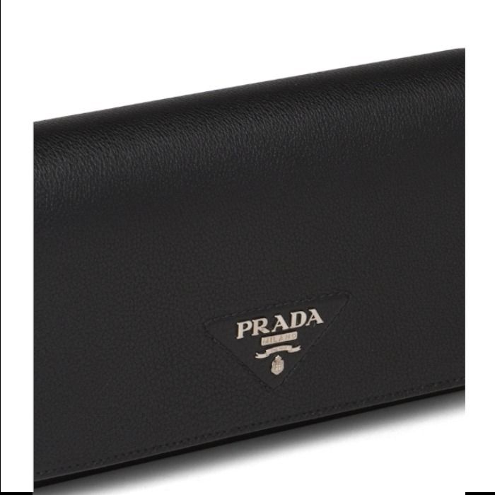 20AW】ラージレザー財布 ◇プラダ◇全2色 (PRADA/財布・小物その他 ...