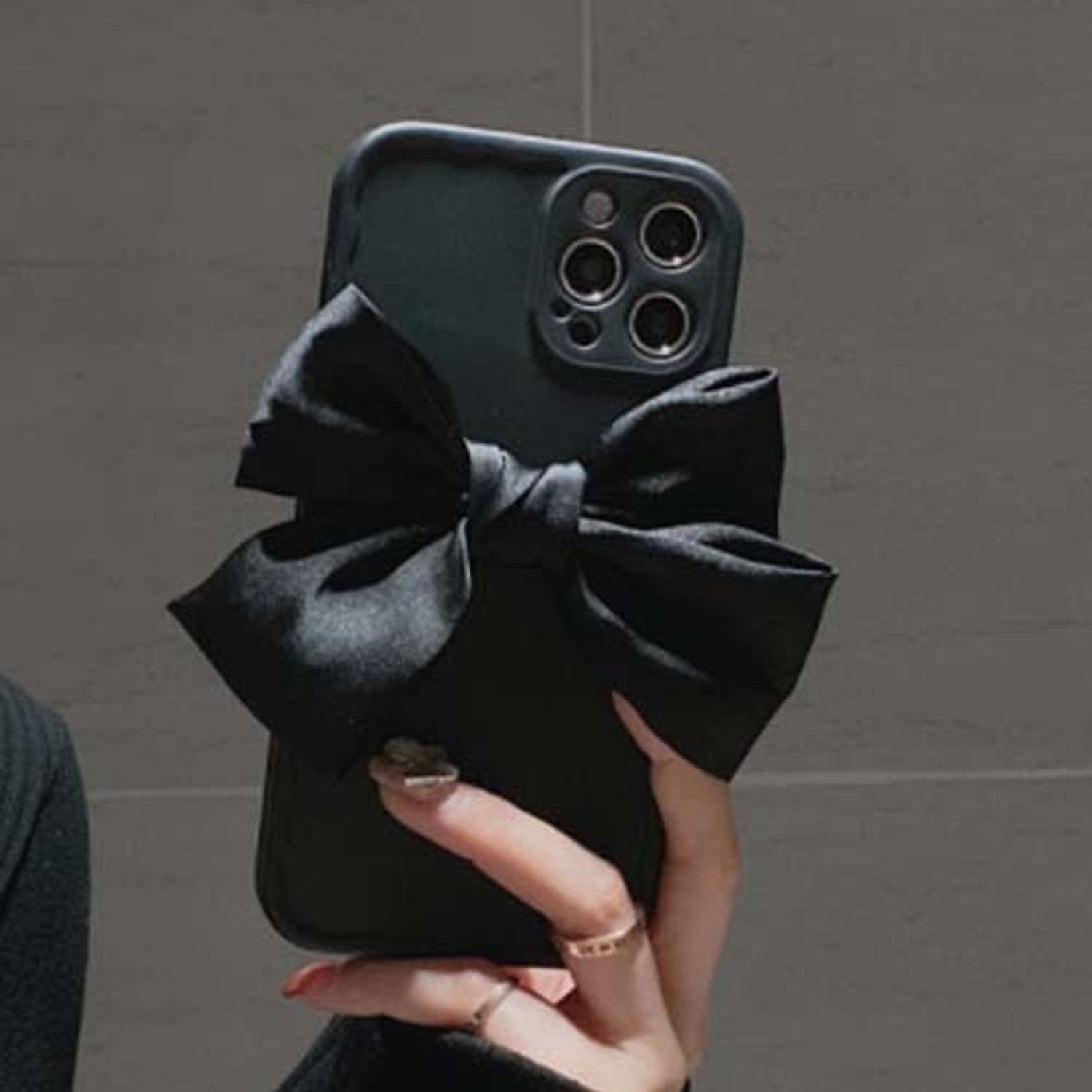 リボンブラック黒シンプルiphoneスマホケース Iphone 7 X 11 12 Iphone スマホケース Buyma