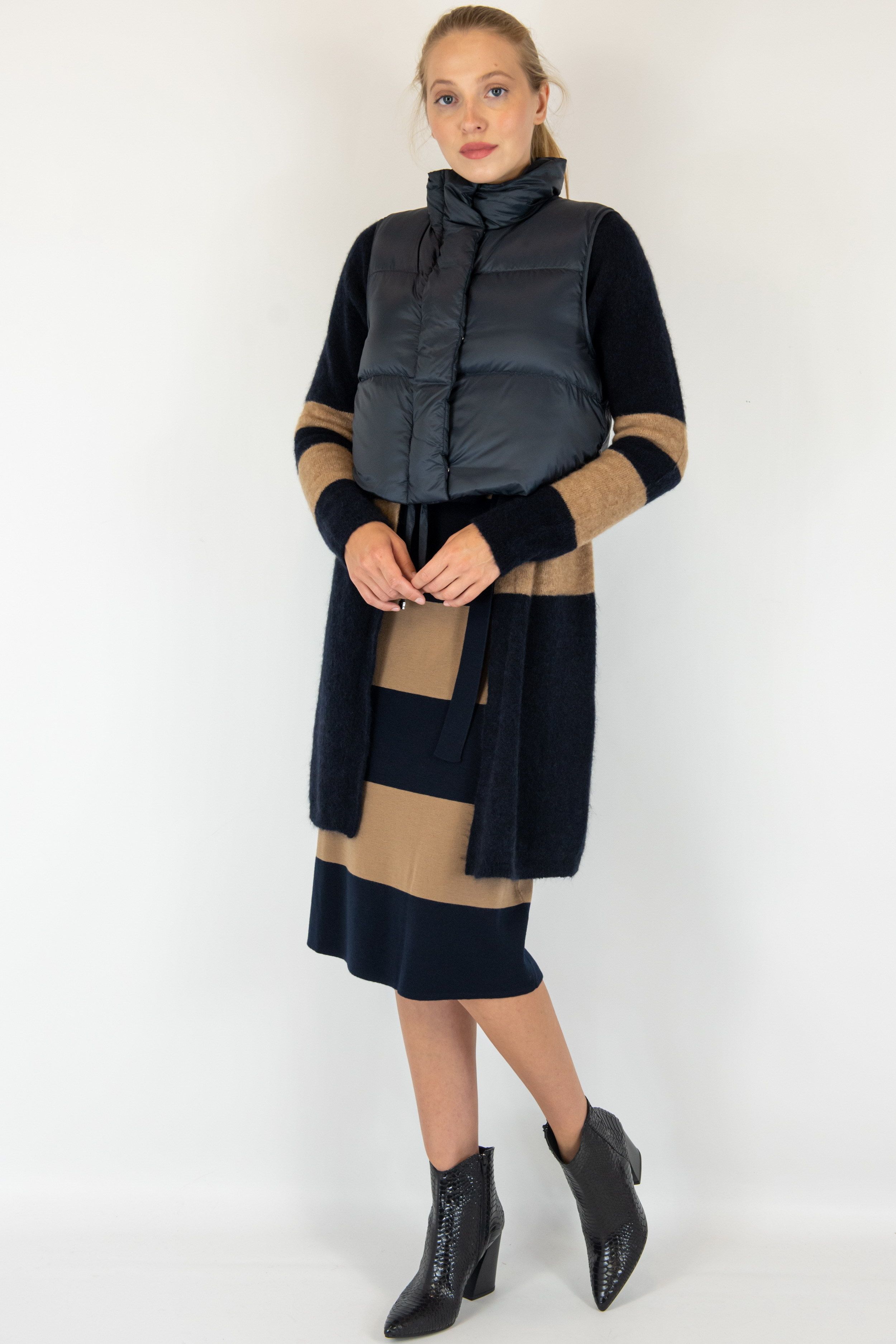 SALE☆【MAX MARA THE CUBE】☆人気!SEIGI キルティングジレ ☆ (Max SALE☆【MAX MARA THE CUBE】☆人気!SEIGI キルティングジレ ☆ (Max