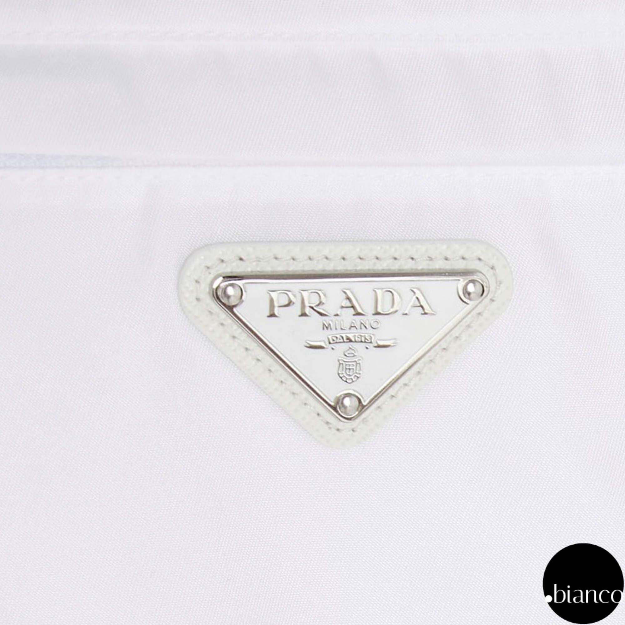 関税込PRADA ナイロンポケット付 コットンTシャツ ロゴ 半袖 (PRADA/T 関税込PRADA ナイロンポケット付 コットンTシャツ ロゴ 半袖 (PRADA/T