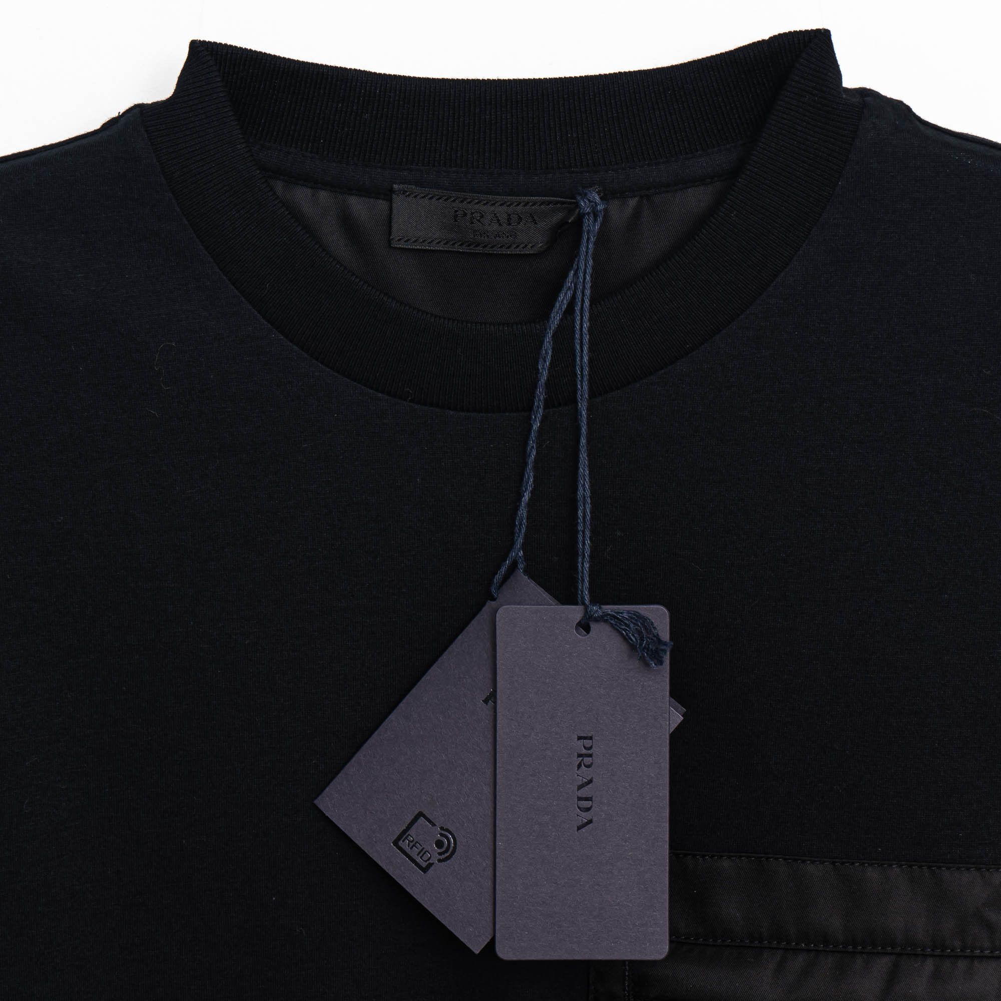 関税込PRADA ナイロンポケット付 コットンTシャツ ロゴ 半袖 (PRADA/T 関税込PRADA ナイロンポケット付 コットンTシャツ ロゴ 半袖 (PRADA/T