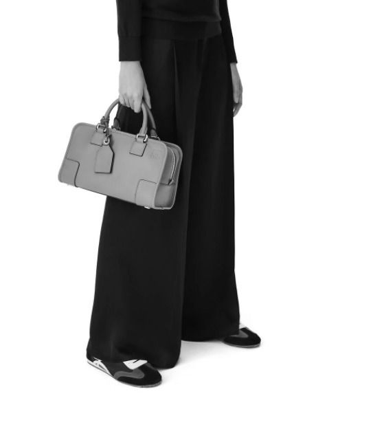 直営店☆LOEWE アマソナ 28 ハンドバッグ カーフレザー / 2way (LOEWE ...