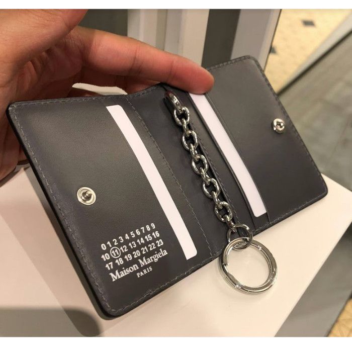 マルジェラ直営◇カードホルダー◇数字ロゴ◇キーチェーン付き (Maison マルジェラ直営◇カードホルダー◇数字ロゴ◇キーチェーン付き (Maison