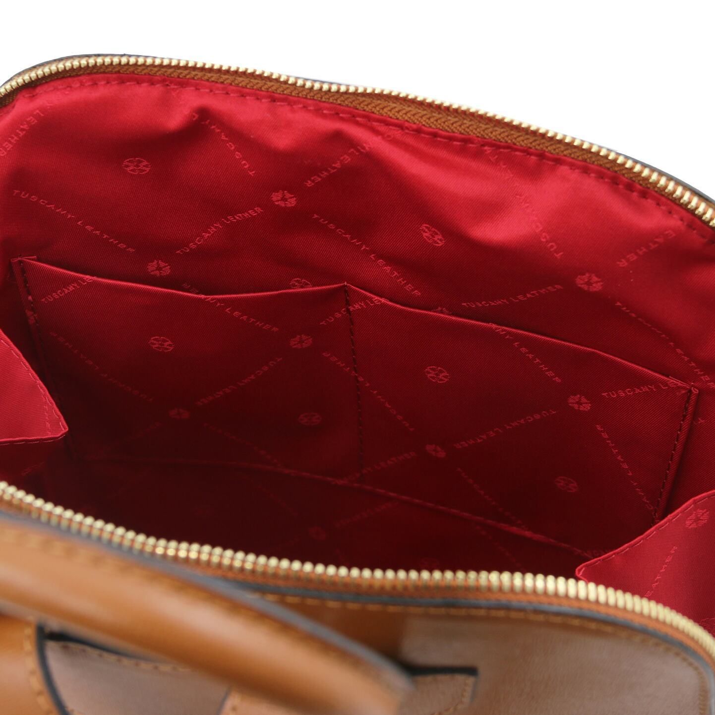 Tuscany Leather】イタリア製サフィアーノレザーのリュック