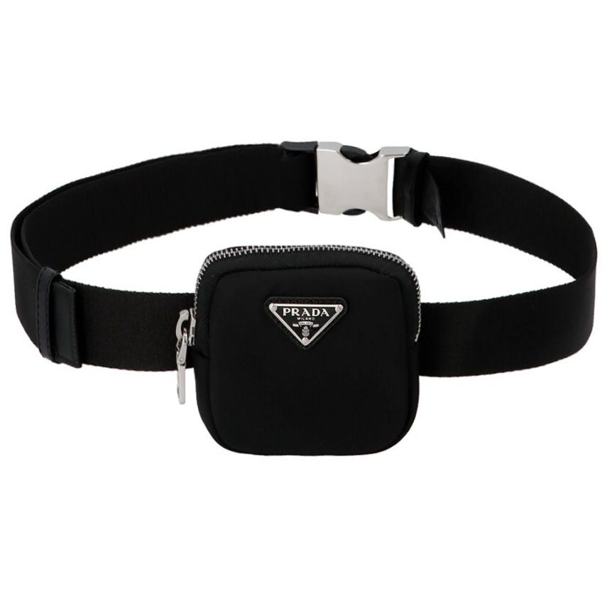 大人気☆PRADA(プラダ)☆Nylon ロゴ ポーチ ベルトブラック 大人気☆PRADA(プラダ)☆Nylon ロゴ ポーチ ベルトブラック