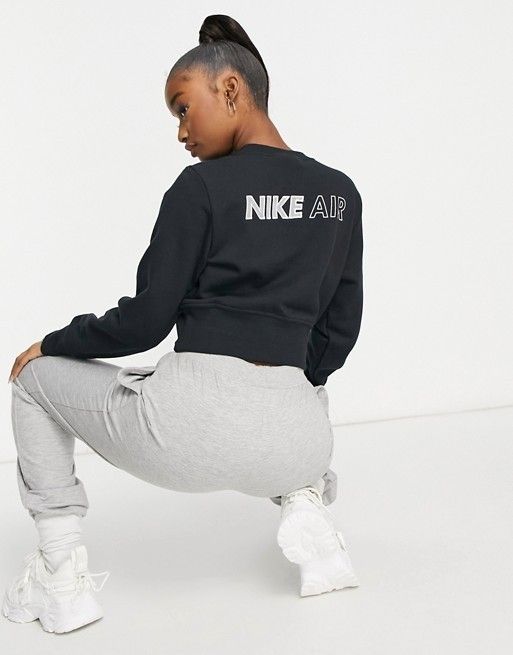 Nike】ロゴ入りエアクロップドフリース◇スウェットシャツ_2色 (Nike Nike】ロゴ入りエアクロップドフリース◇スウェットシャツ_2色 (Nike
