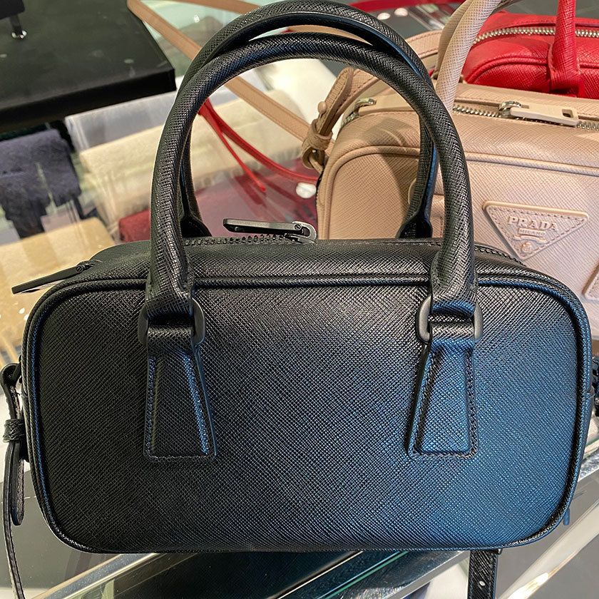 1点限り!VIP顧客セール☆累積売上総額第1位!┃PRADA☆1BB073 1点限り!VIP顧客セール☆累積売上総額第1位!┃PRADA☆1BB073