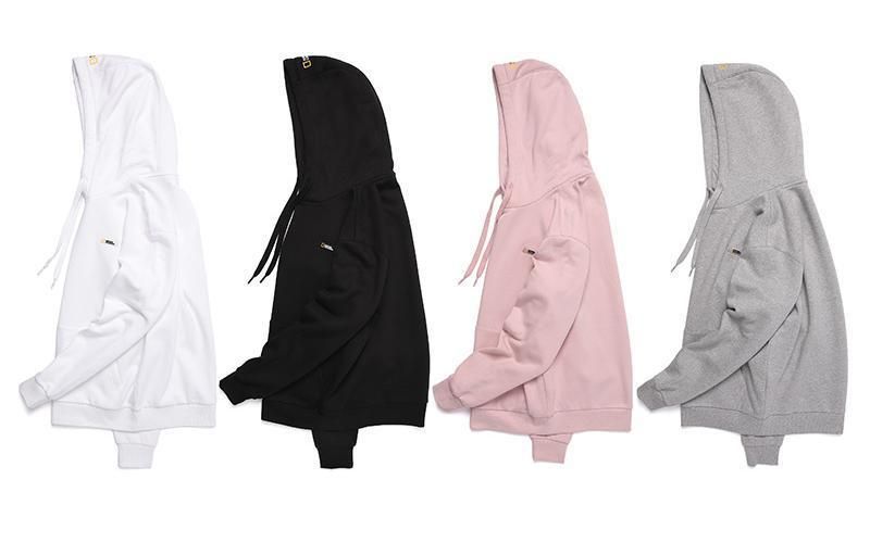 ☆男女共用☆ NATIONAL GEOGRAPHIC Small Logo Hoodie 4色 ☆男女共用☆ NATIONAL GEOGRAPHIC Small Logo Hoodie 4色